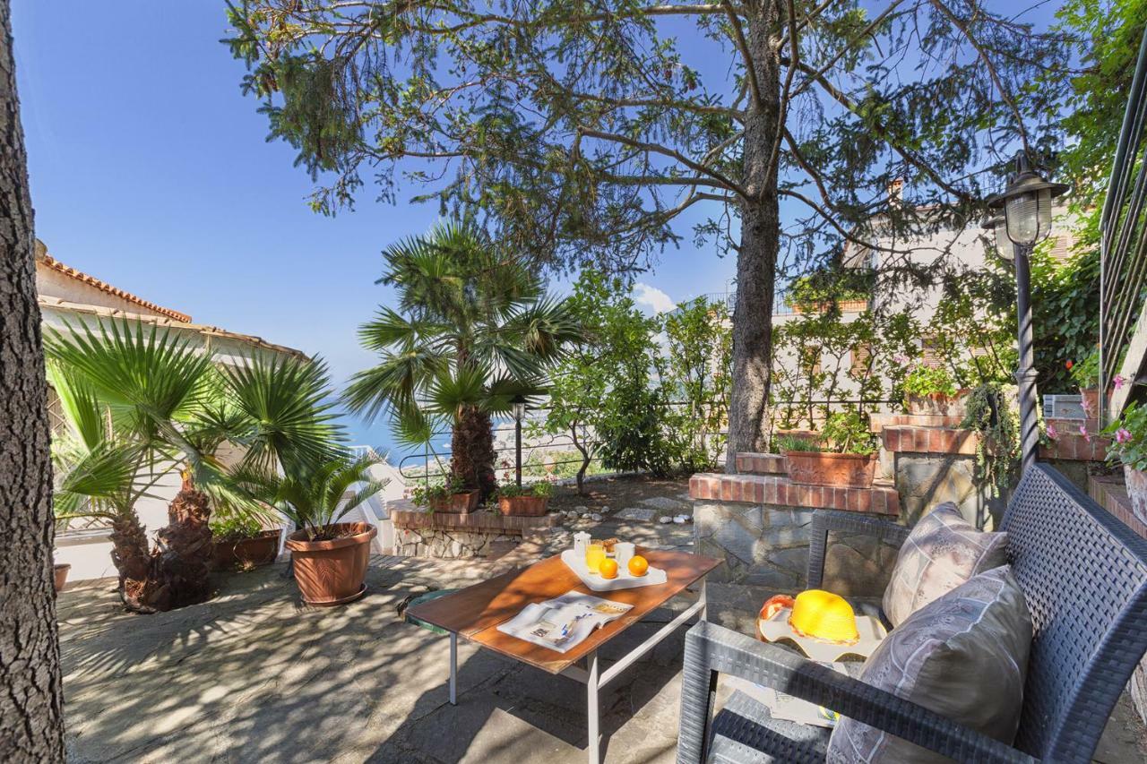 Amore Rentals - Casa Augusta B Sorrento Dış mekan fotoğraf