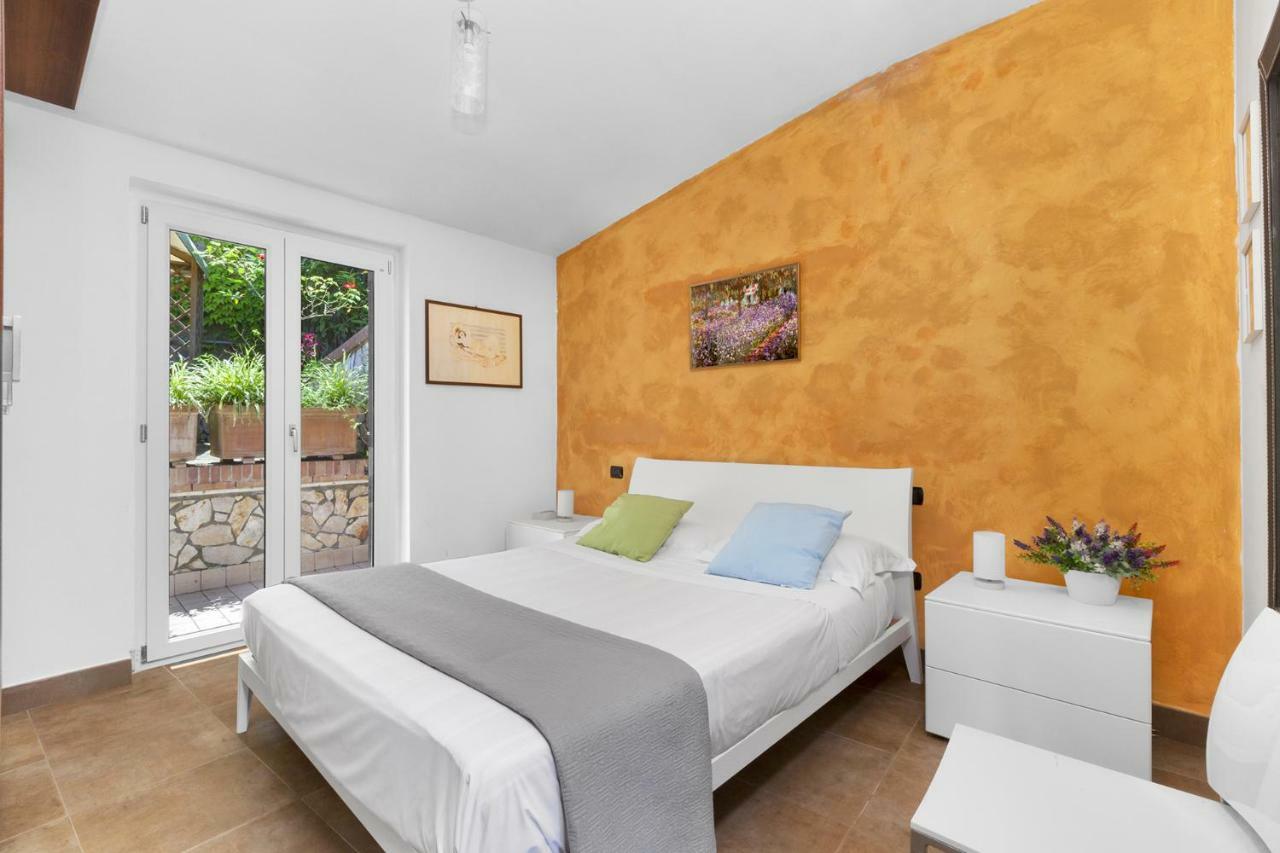 Amore Rentals - Casa Augusta B Sorrento Dış mekan fotoğraf