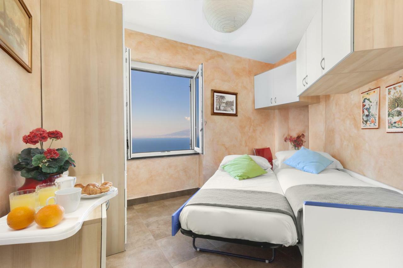 Amore Rentals - Casa Augusta B Sorrento Dış mekan fotoğraf